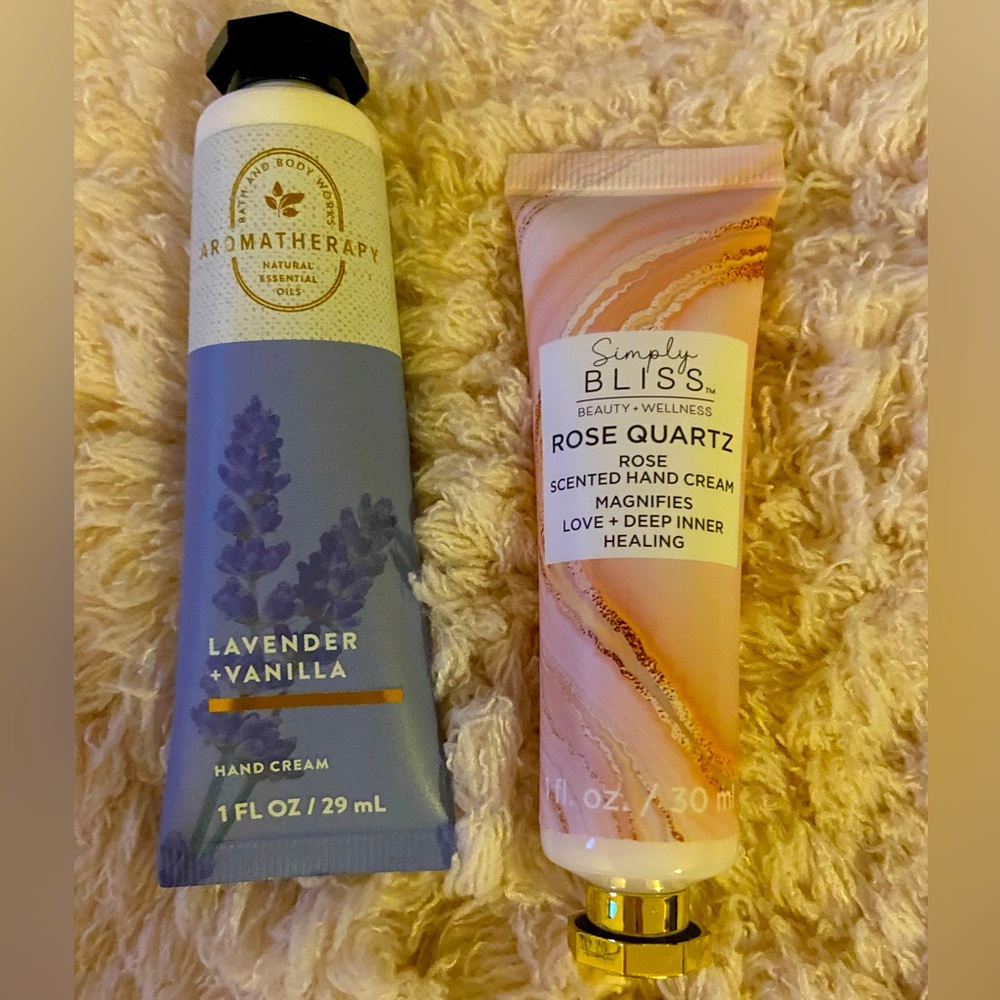 NWT🏷️ Set of 2 Hand Creams🩷💜